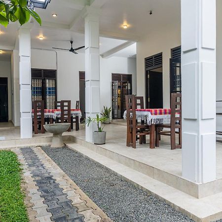 Blue Heaven Villa อาฮานกามา ภายนอก รูปภาพ