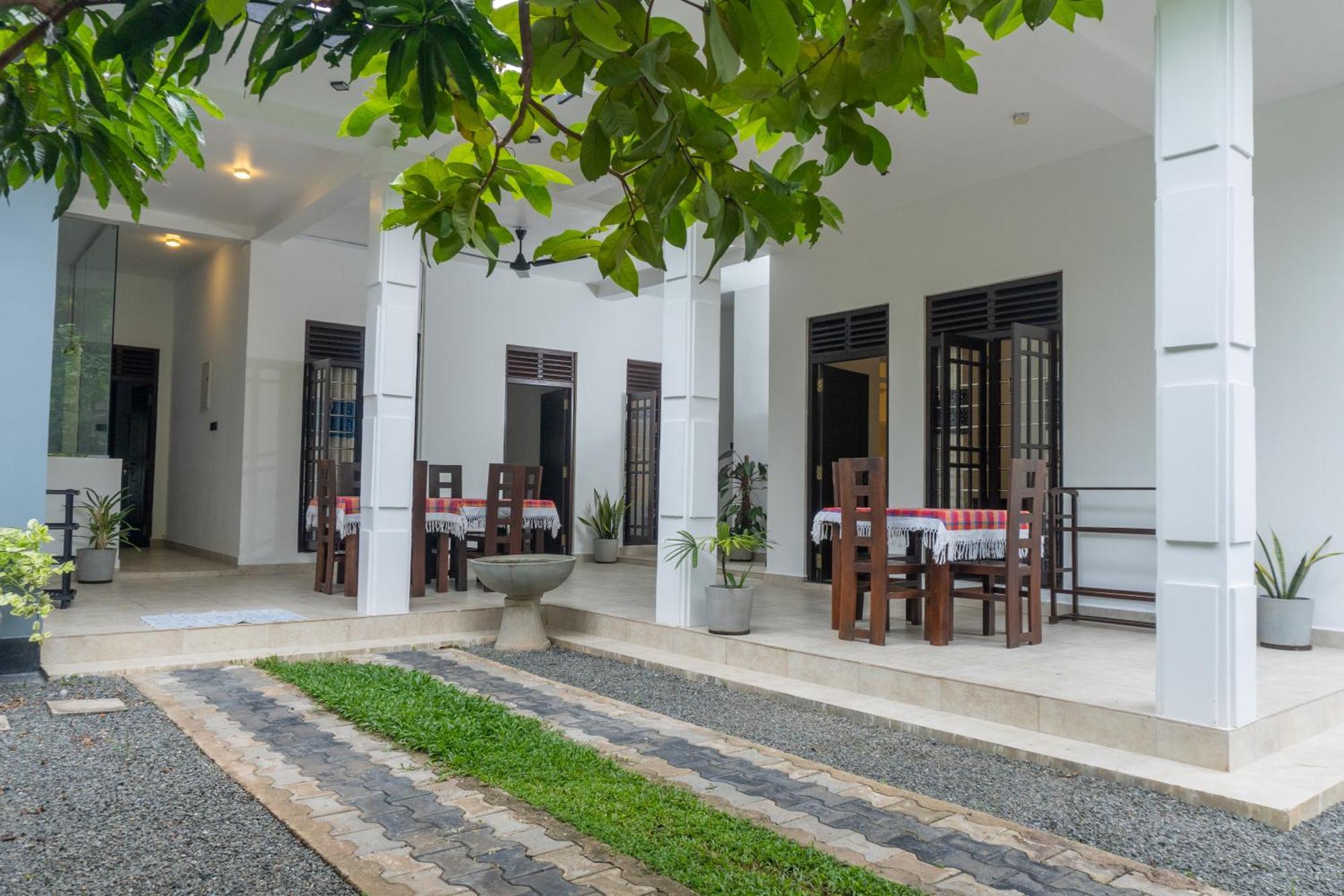 Blue Heaven Villa อาฮานกามา ภายนอก รูปภาพ