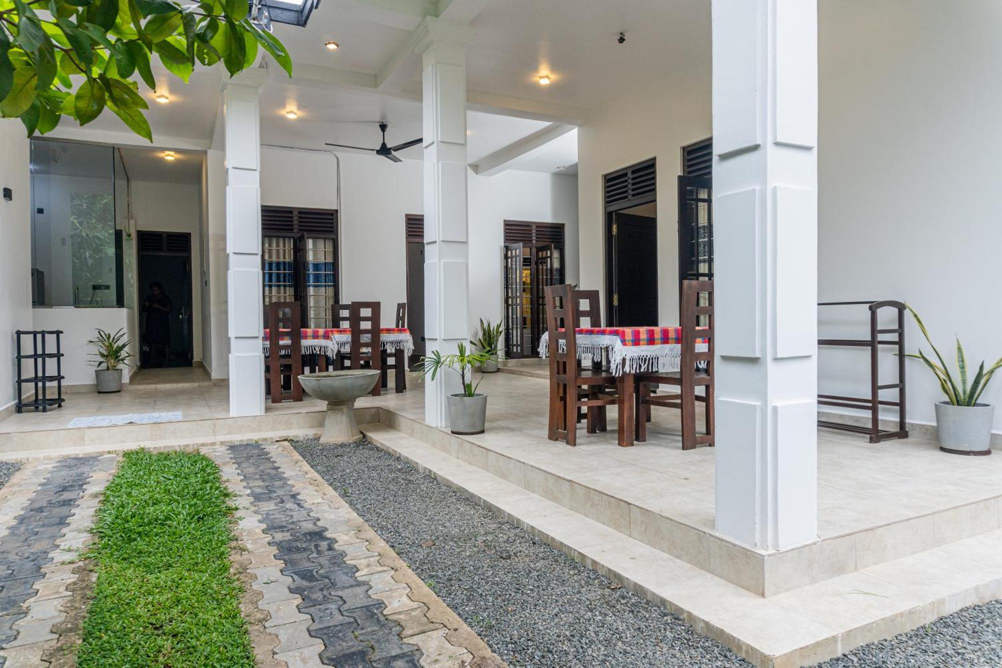 Blue Heaven Villa อาฮานกามา ภายนอก รูปภาพ