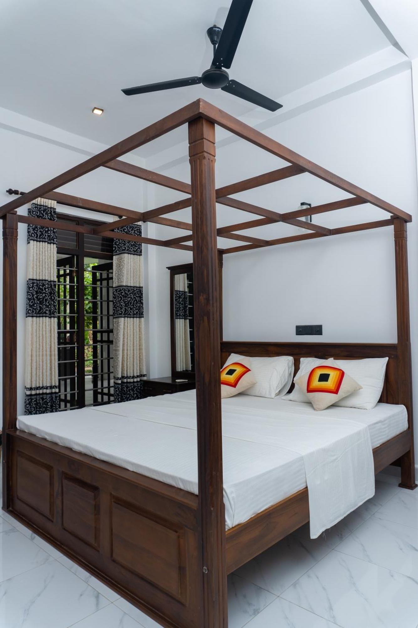 Blue Heaven Villa อาฮานกามา ภายนอก รูปภาพ