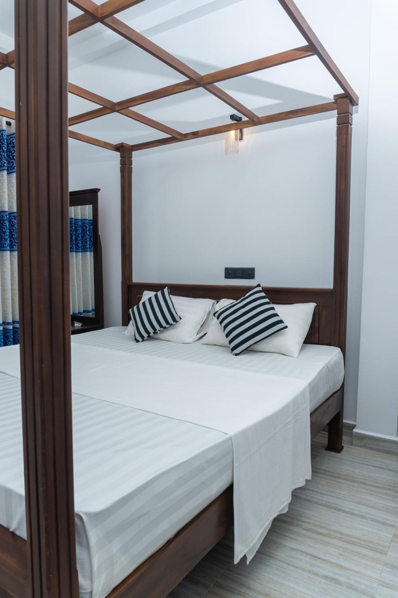 Blue Heaven Villa อาฮานกามา ภายนอก รูปภาพ