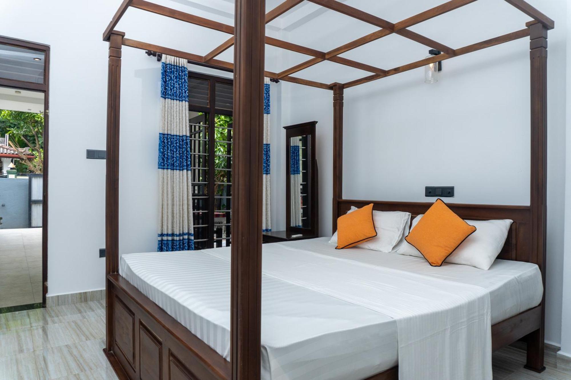 Blue Heaven Villa อาฮานกามา ภายนอก รูปภาพ