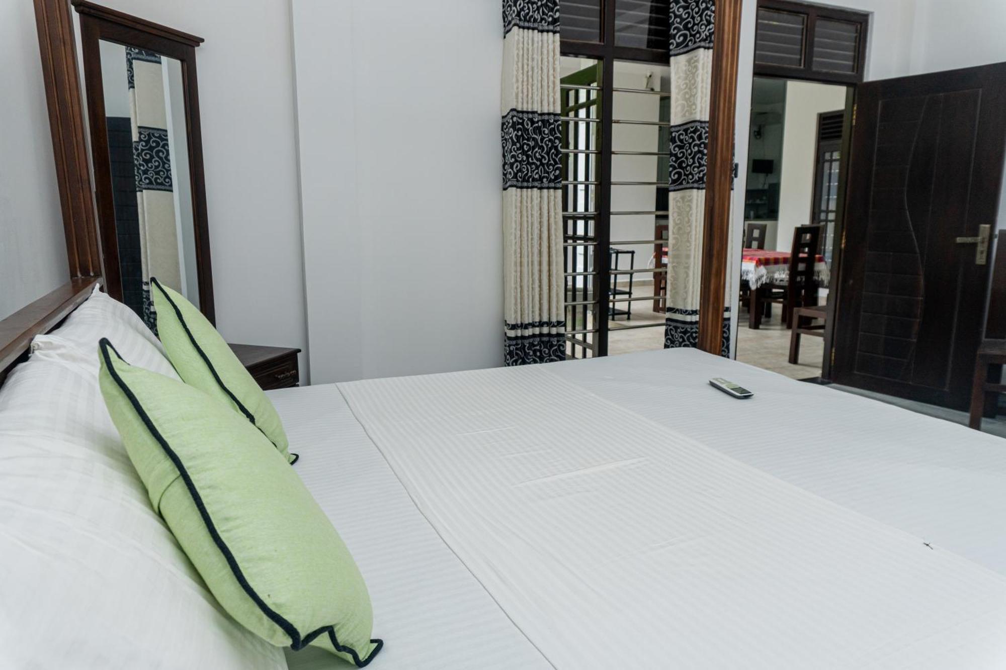 Blue Heaven Villa อาฮานกามา ภายนอก รูปภาพ